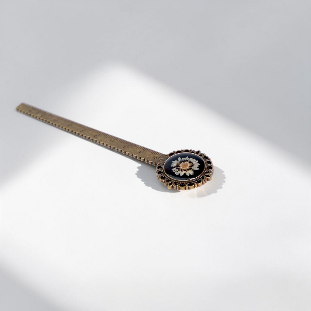 Pearly Everlasting Bookmark