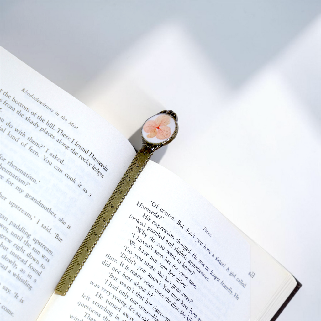 Hydrangea Bookmark