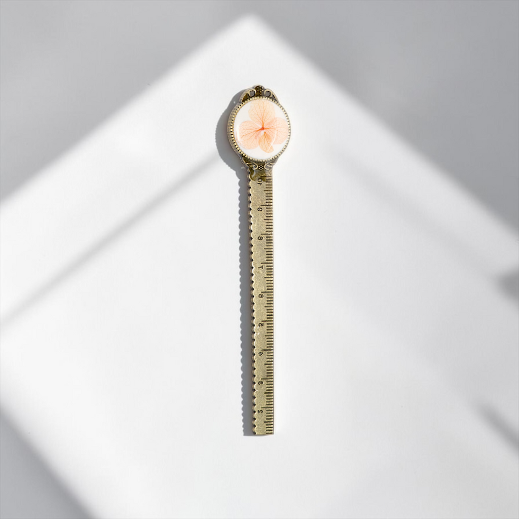 Hydrangea Bookmark