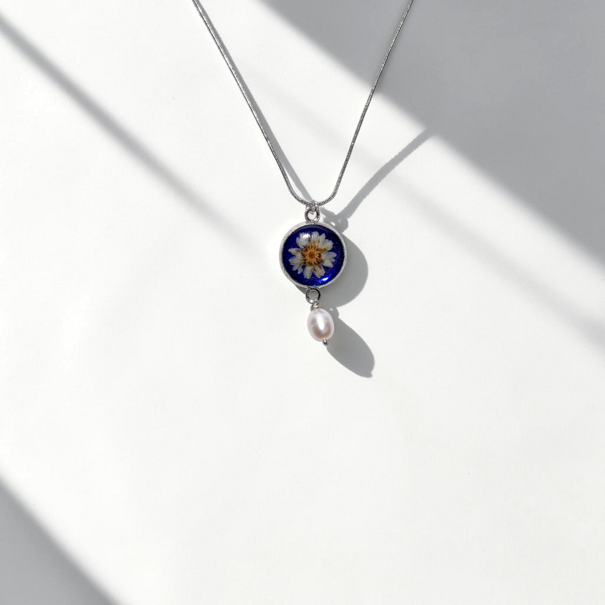 Pearly Everlasting Necklace