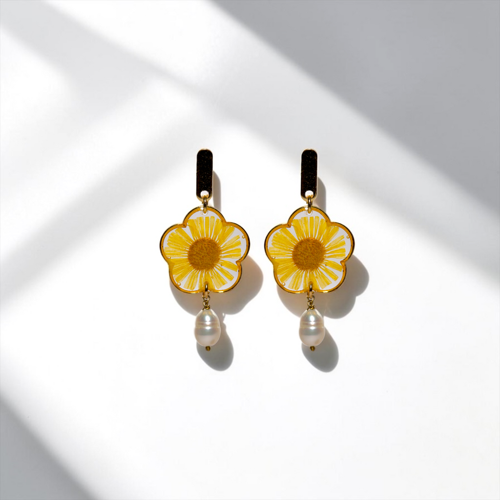 Aster Necklace + Earring Set